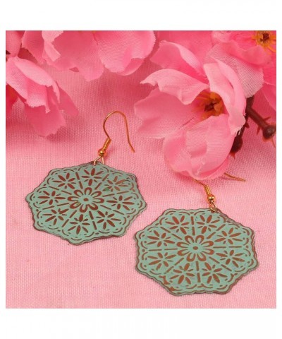 Indian Bollywood Fashion Prettily Hand Etching Vines Motifs Designer Jewelry Light Weight Earrings In Antique Gold or White T...